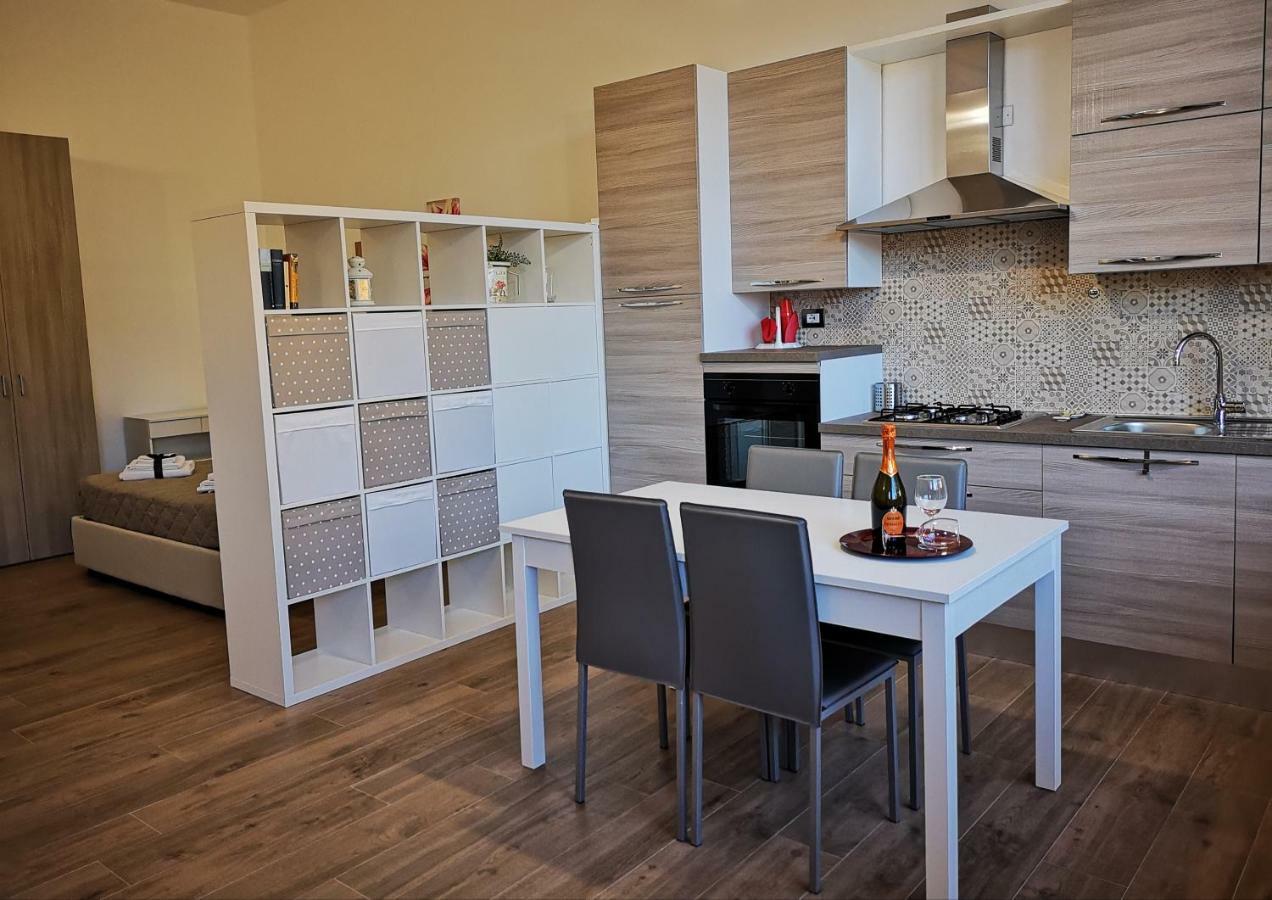 Tiny House Naxos Hotel Джардини Наксос Екстериор снимка